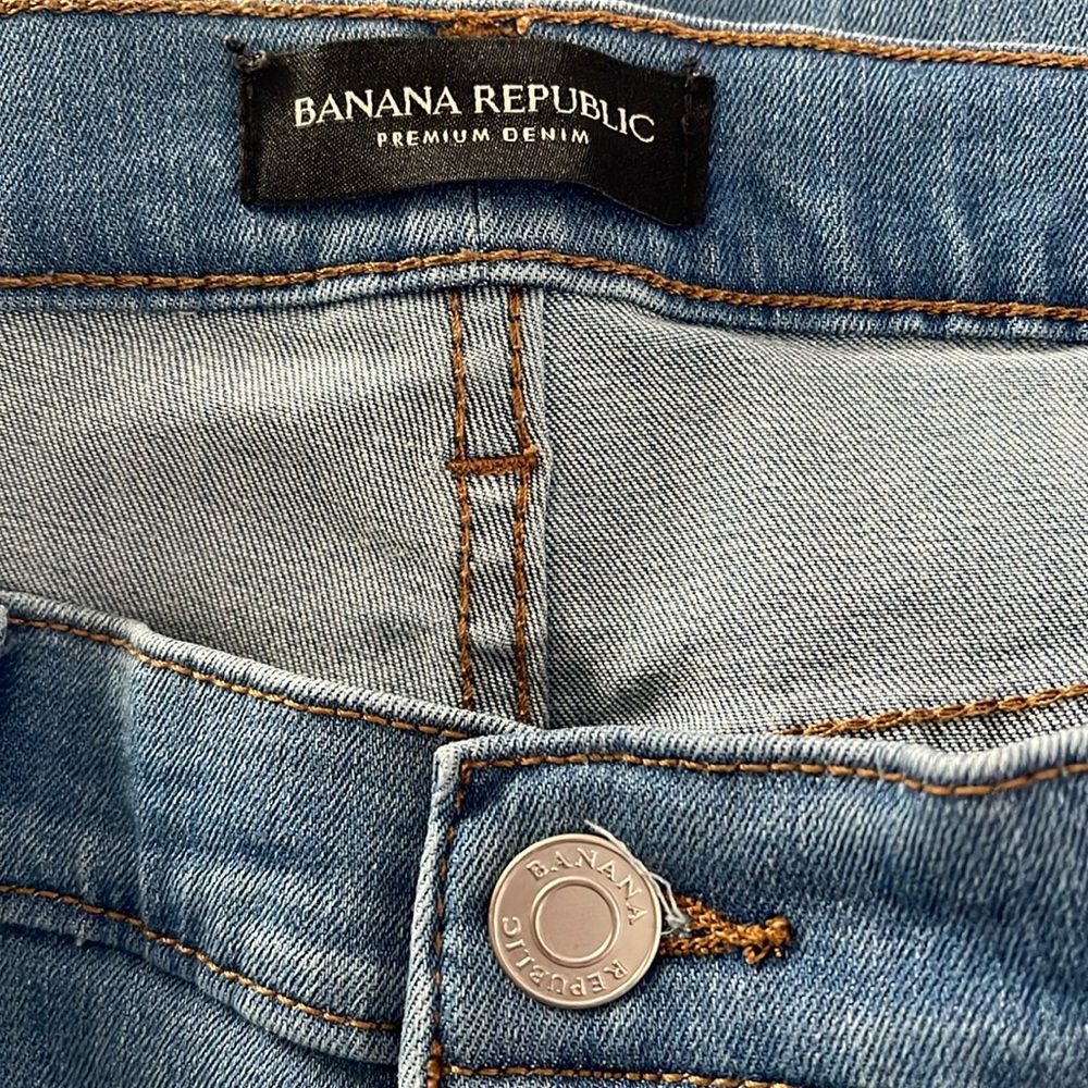 Banana Republic Light Wash Skinny Jeans Size 32L - Picture 2 of 10